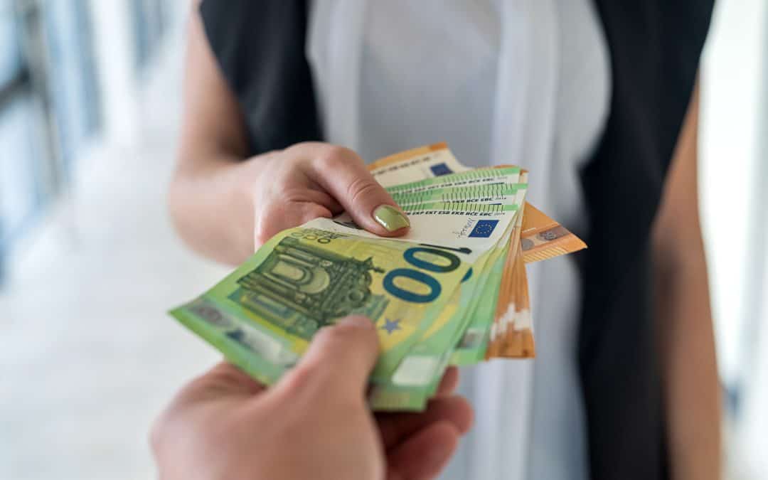 Kako dobiti kredit s niskom kamatnom stopom?