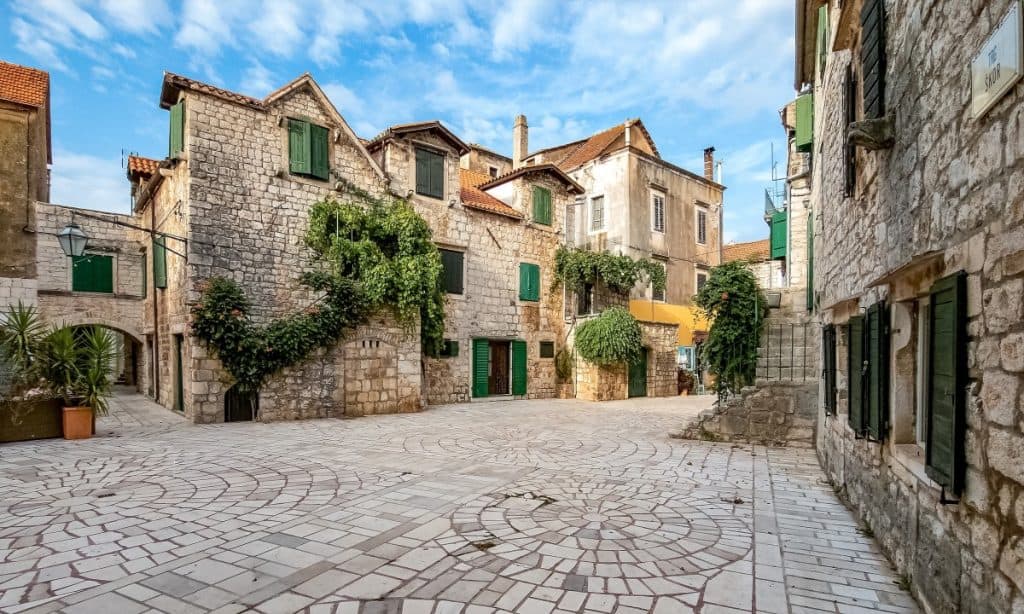 Najtraženije lokacije za najam vila u Hvaru